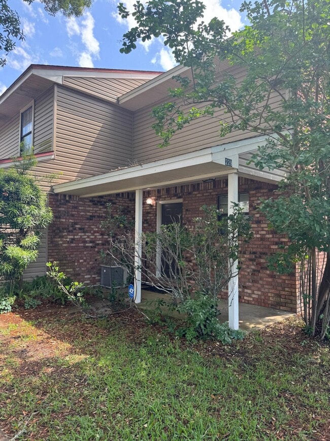 Primary Photo - 229 Carmel Dr