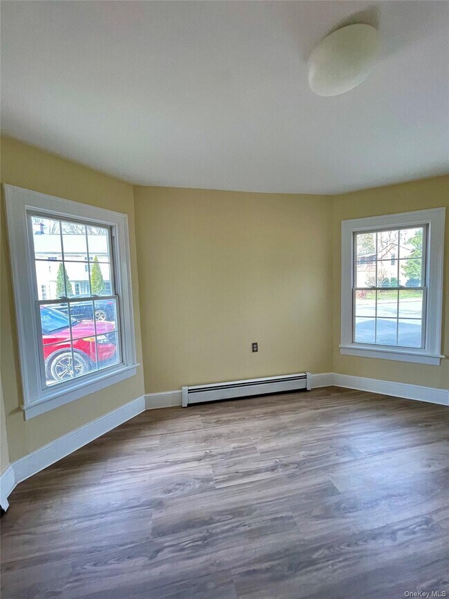 Building Photo - 46 E Market St