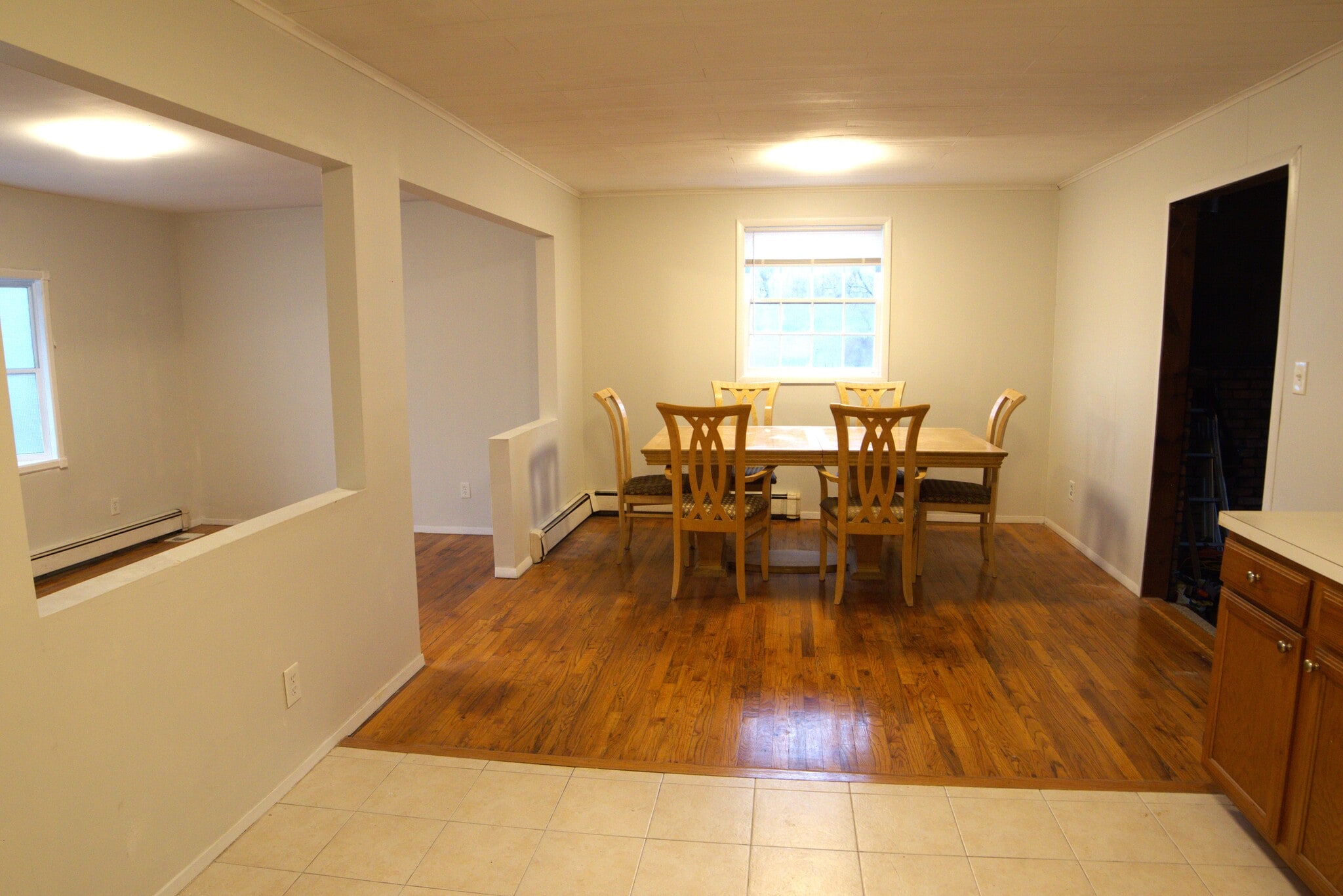 Building Photo - 393 Patton Ave