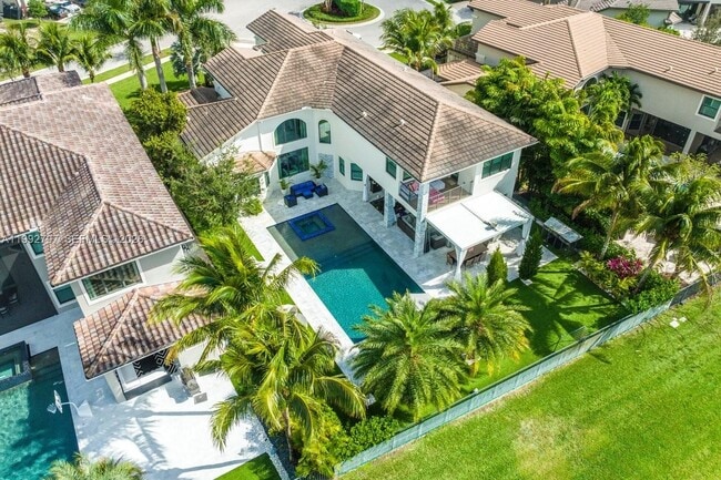 Building Photo - 16849 Pierre Cir