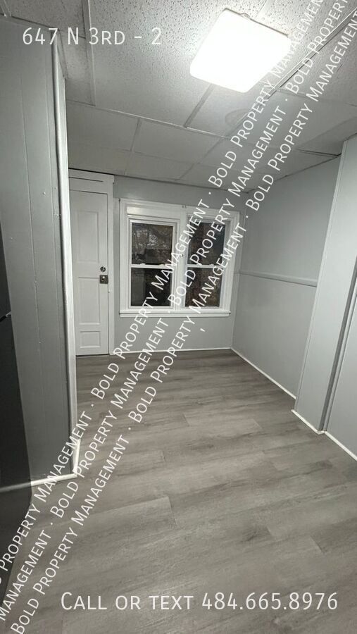 Building Photo - 647 N 3rd-2