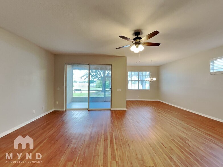 Building Photo - 12042 Lake Allen Dr