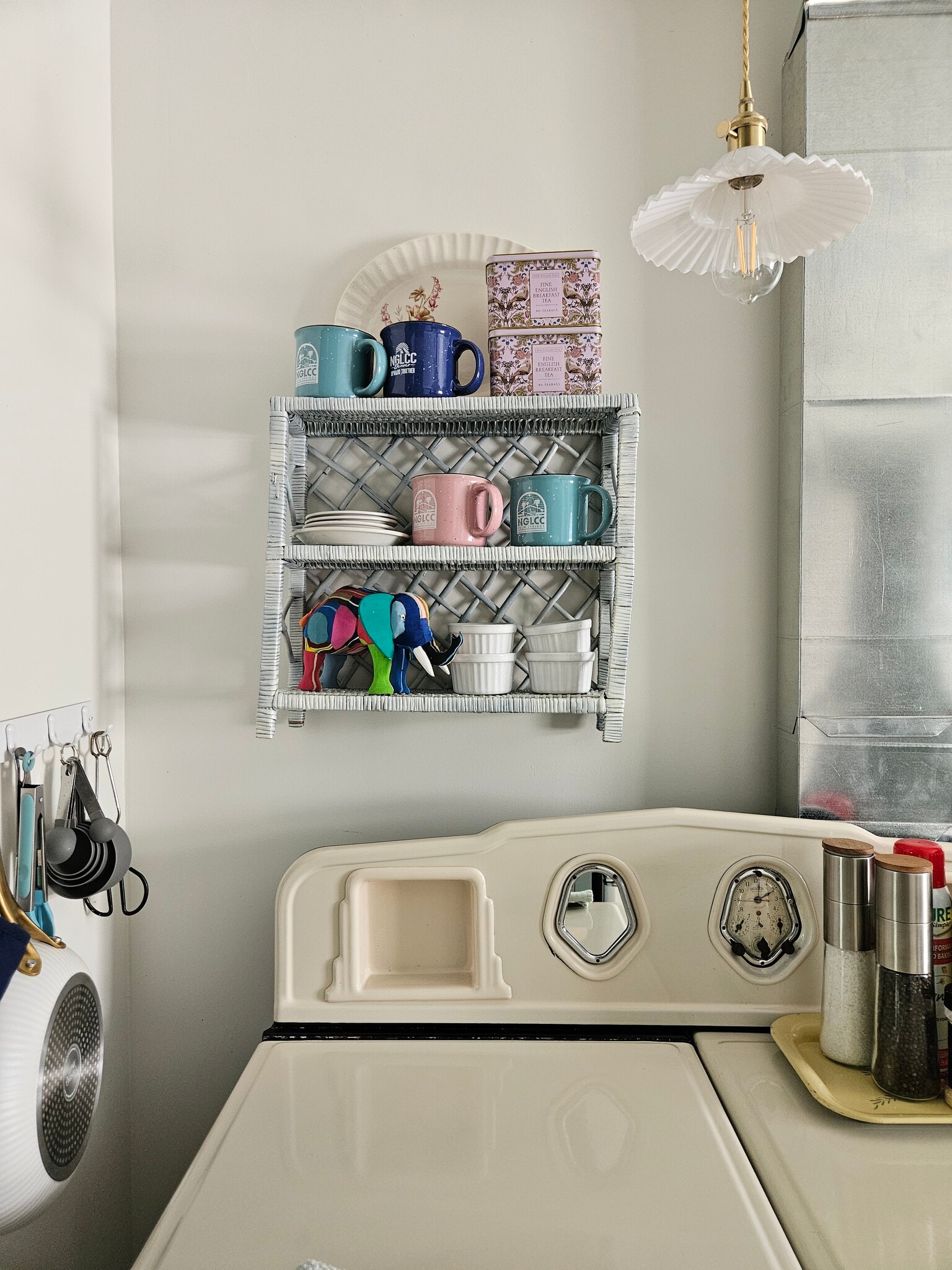 Building Photo - 139 N Ivy Ave