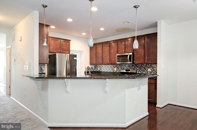 Building Photo - 3401 Eagle Ridge Dr
