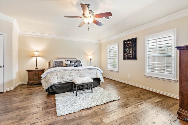 Building Photo - 15 Crocus Petal St