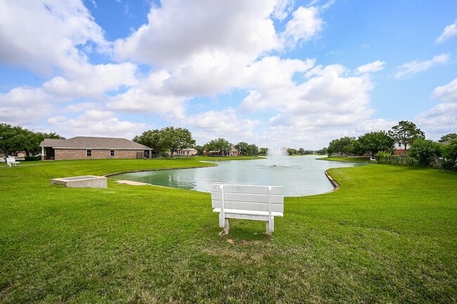 Building Photo - 10911 Overland Trail Dr