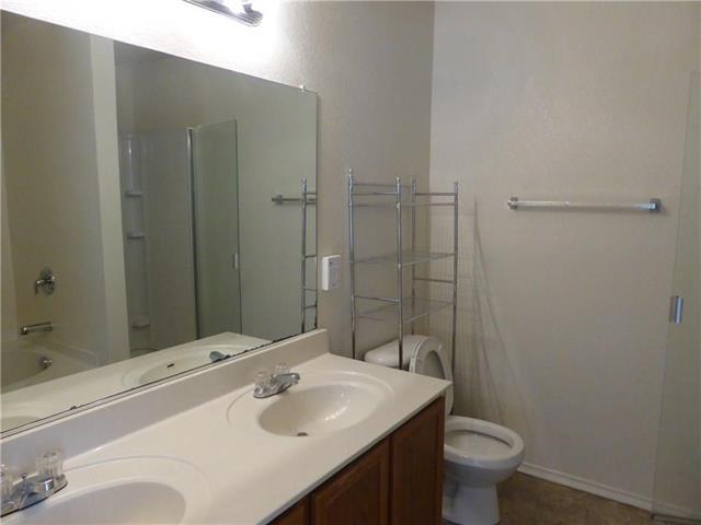 Building Photo - 1022 Churchill Dr