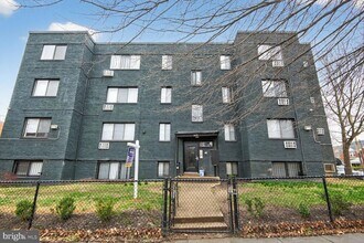 Building Photo - 4430 Martin Luther King Jr Ave SW