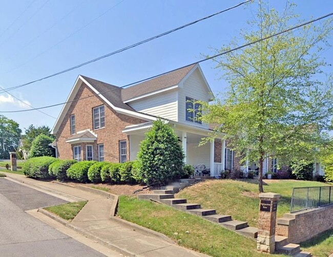 Primary Photo - 128 Bogard Ln