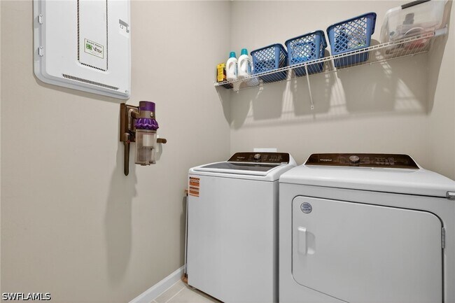 Building Photo - 20548 Pebble Gln Dr