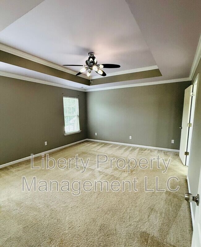 Building Photo - 103 River Oak St