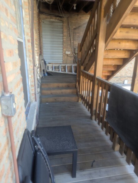Great space for outside porch - 1722 S Ashland Ave