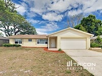 Building Photo - 227 Lochmond Dr