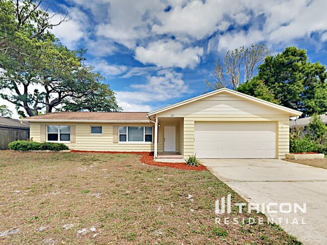Primary Photo - 227 Lochmond Dr