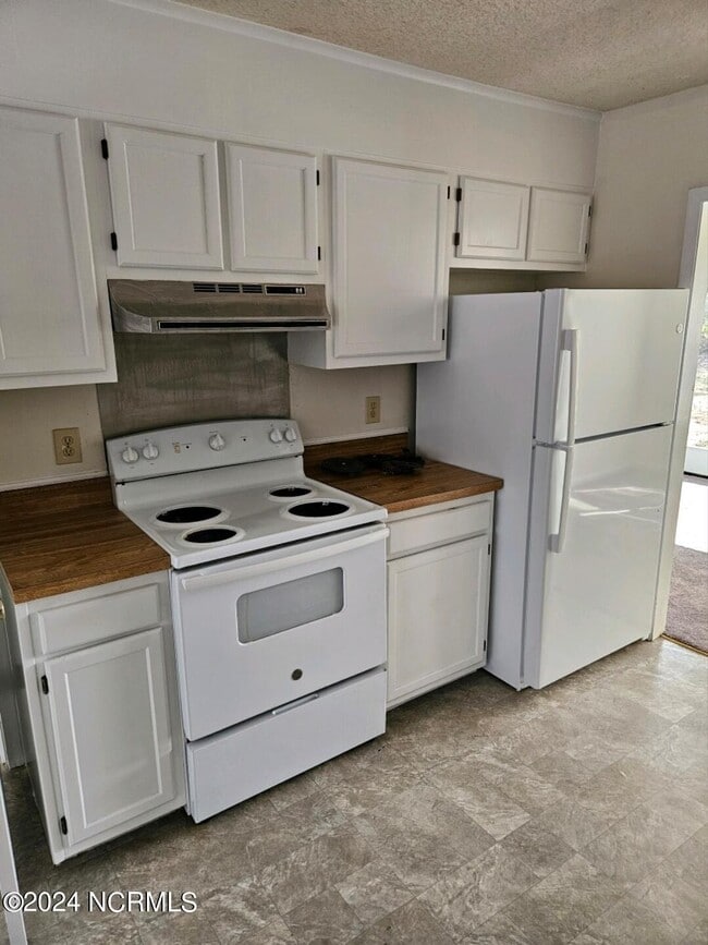 Building Photo - 111 Cherrywood Ct