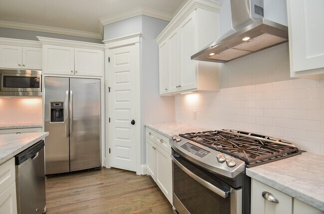 Building Photo - 2511 Judiway St