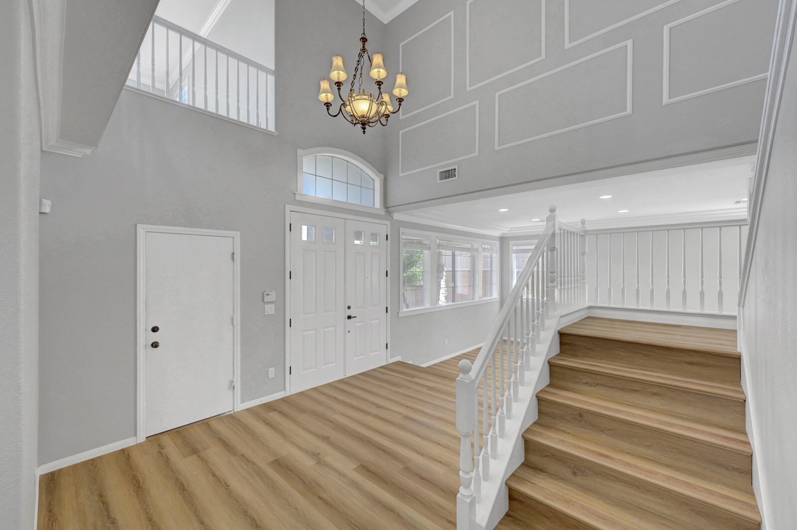 Building Photo - 11013 Mount Royal Ave