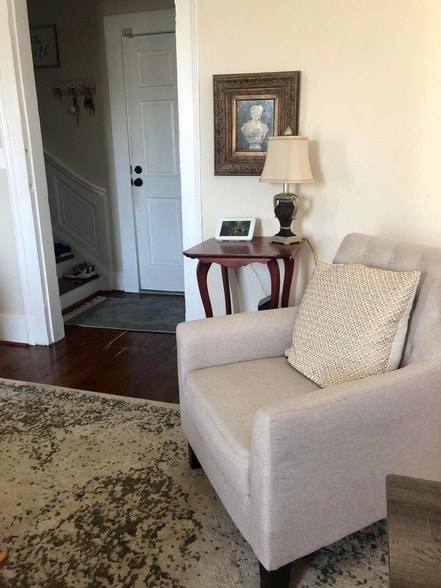 Building Photo - 65 Vanderhorst St