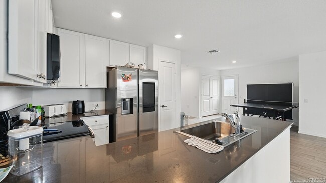 Building Photo - 13423 Pavin Ter