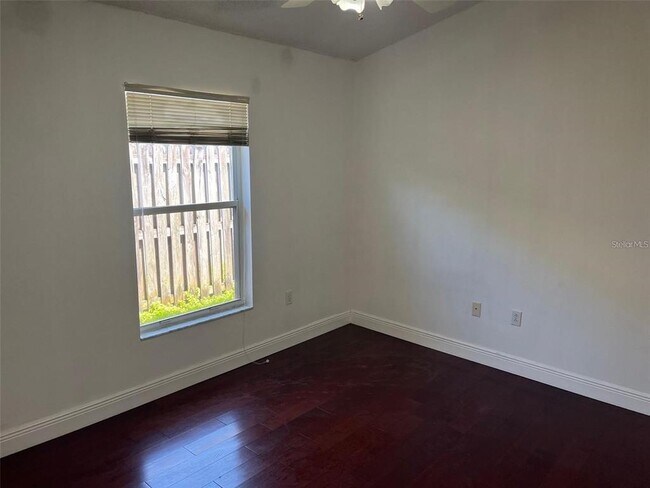 Building Photo - 8908 Southbay Dr