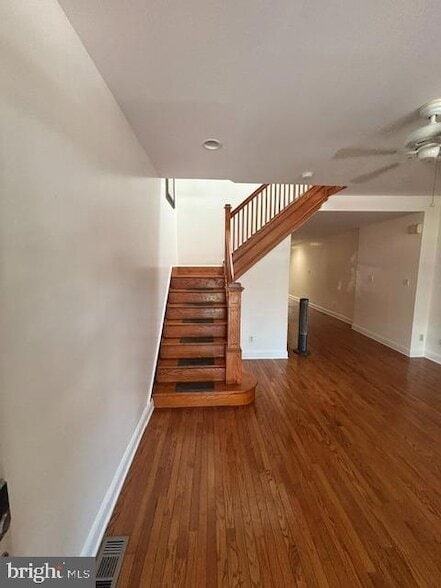 Building Photo - 315 E 29th St