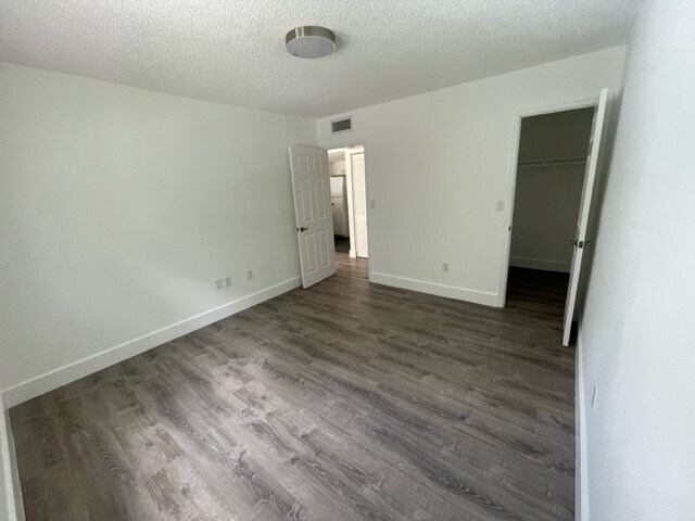 Building Photo - 4335 NW South Tamiami Canal Dr