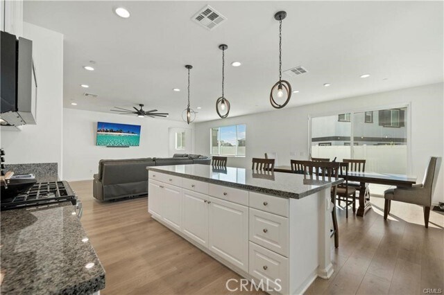 Building Photo - 36300 Firelight Cir