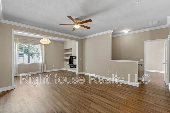 Building Photo - 130 Southern Pecan Cir