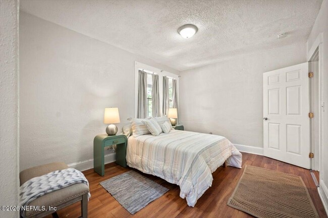 Building Photo - 1623 Minerva Ave