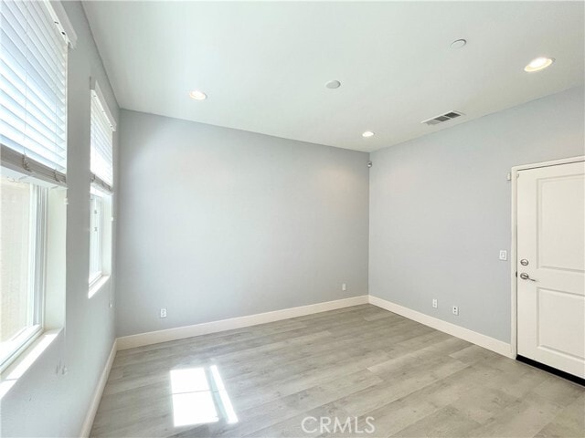 Building Photo - 6387 Orion Ct