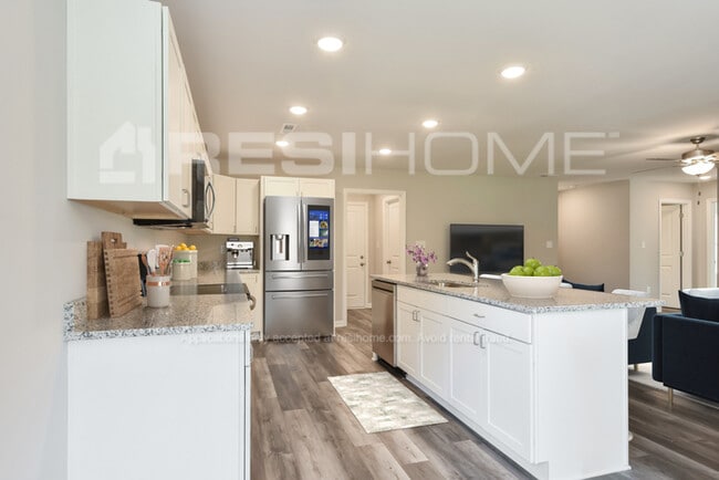 Building Photo - 243 Hope Ridge Dr