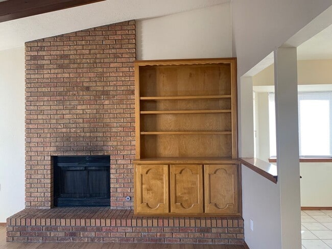 Building Photo - Heritage Hills Rental