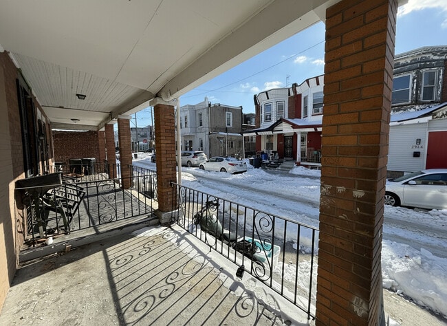 Building Photo - 2915 W Wishart St