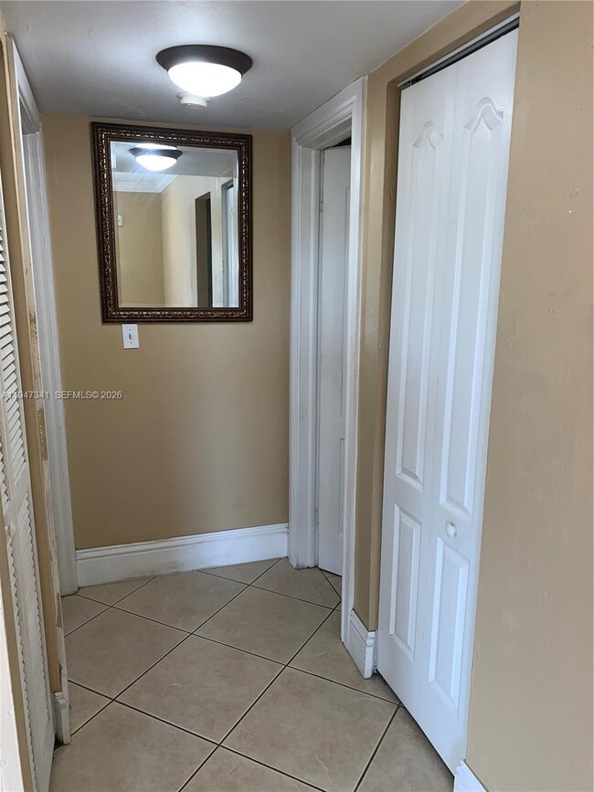 Building Photo - 7931 SW 104th St