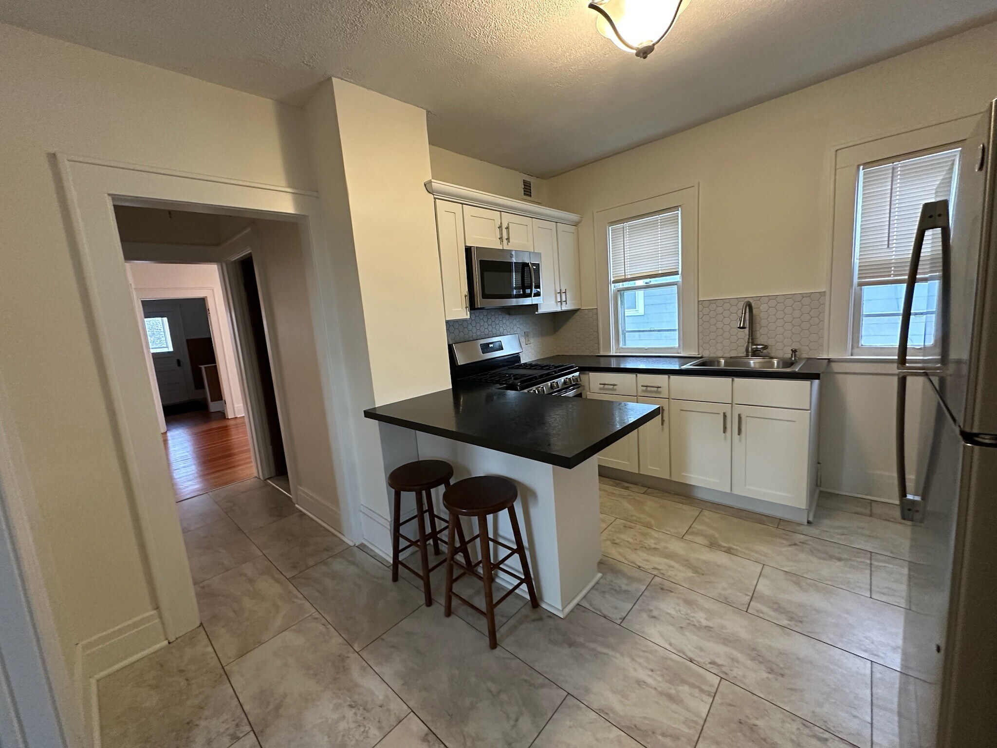 Kitchen - 118 Forest Hill Dr