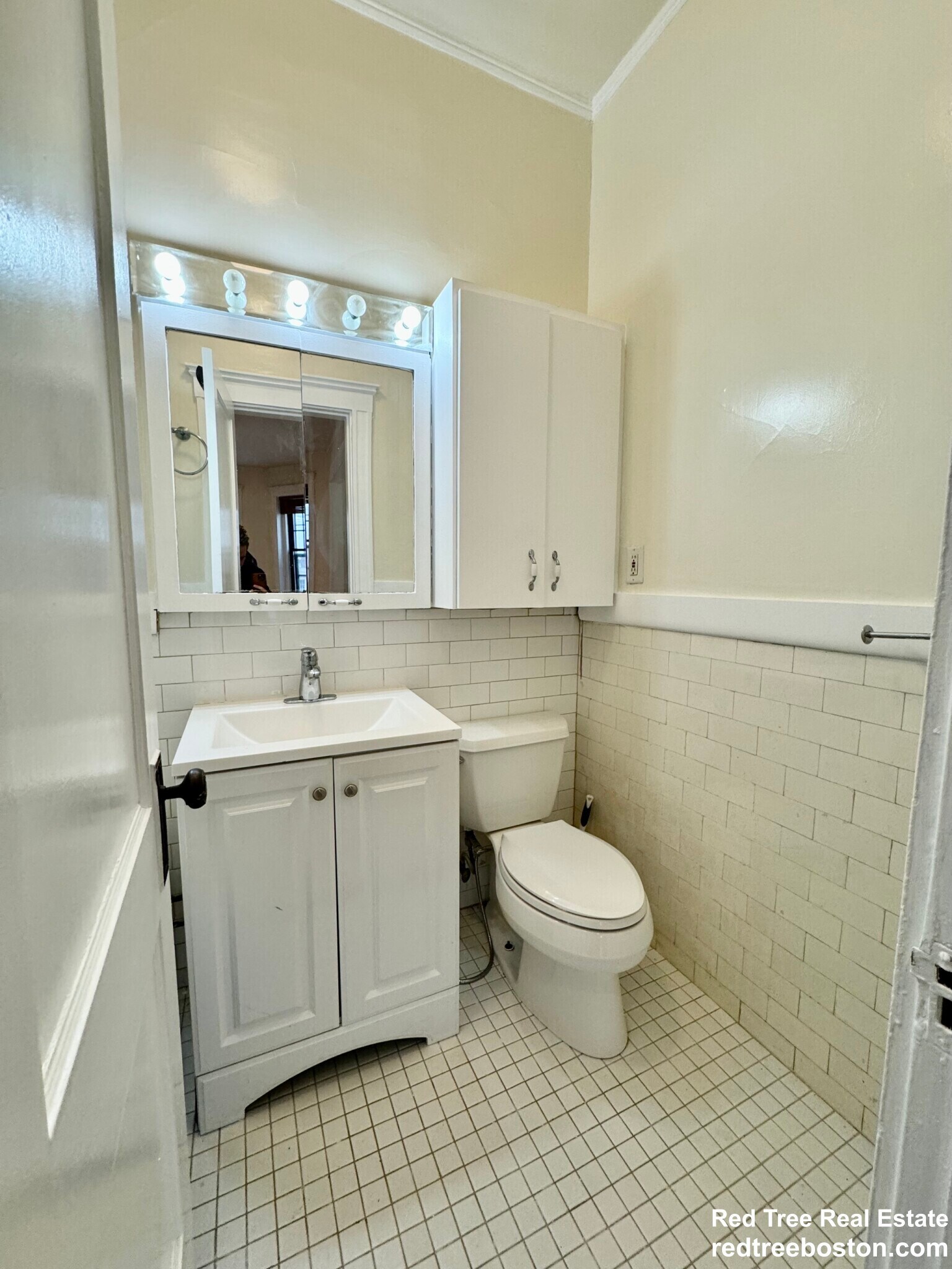 Building Photo - 309 Allston St