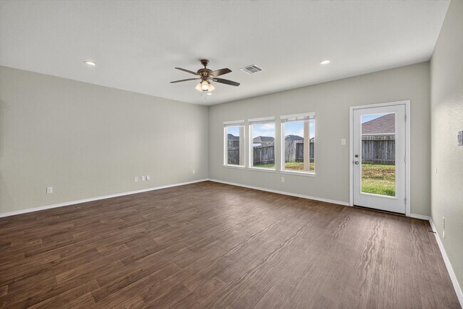 Building Photo - 21311 Orono Hts Trl