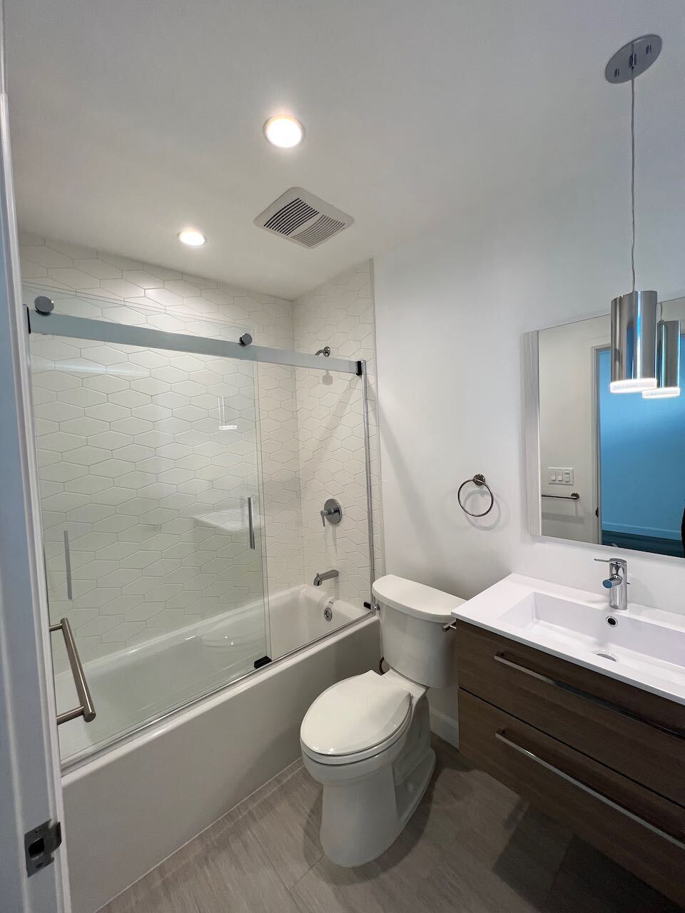 Building Photo - 1337 23rd St