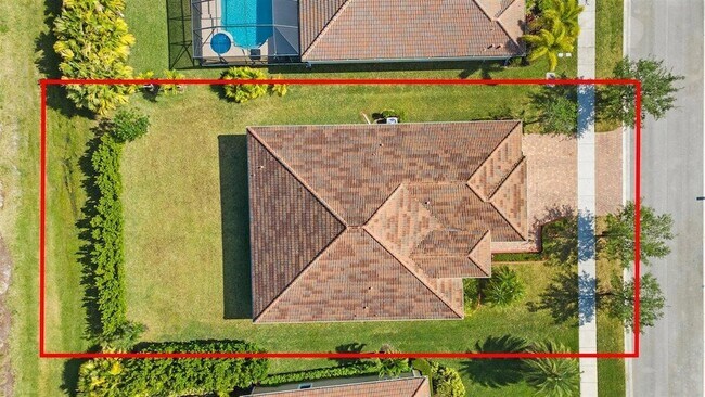 Building Photo - 12133 SW Aventino Dr