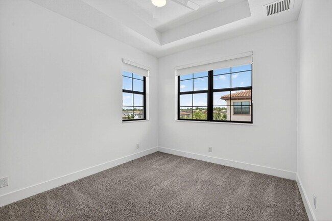 Building Photo - 8072 Hobbes Wy
