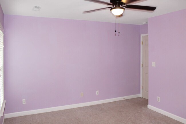 Building Photo - 1054 Bristlecone Ln