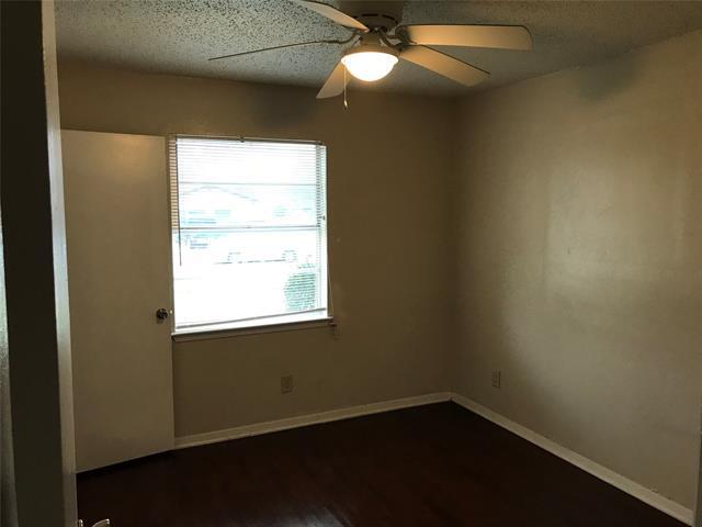 Building Photo - 901 Malibu Dr