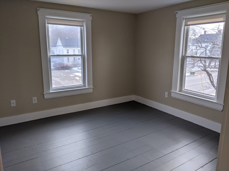 Building Photo - 100 Portland Ave