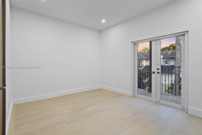 Building Photo - 7963 SW 111th St