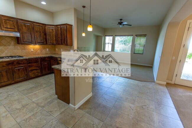 Building Photo - 4700 S Fulton Ranch Blvd