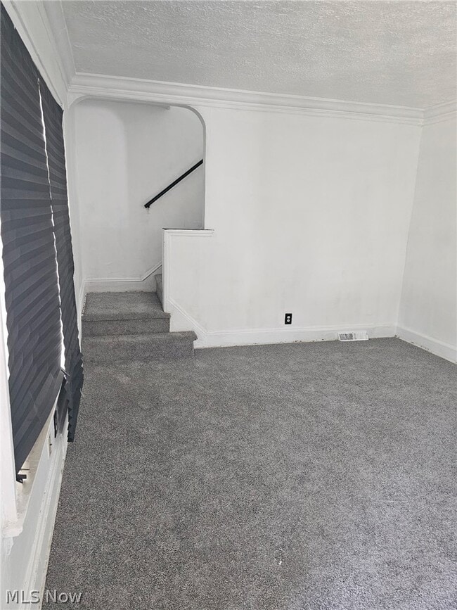 Building Photo - 4108 E 113th St