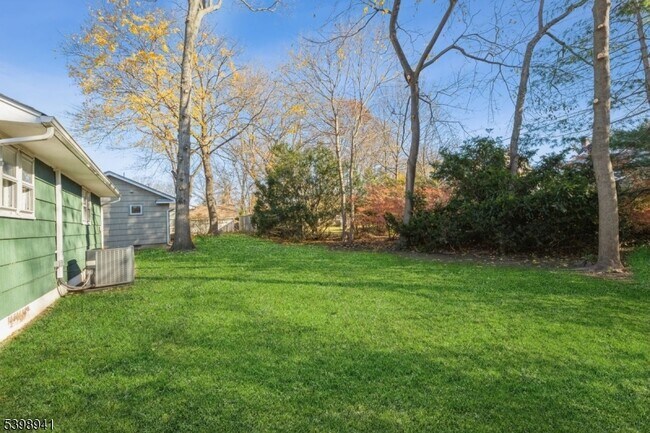 Building Photo - 57 Essex Ave