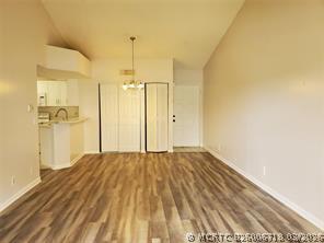 Building Photo - 8871 Wiles Rd