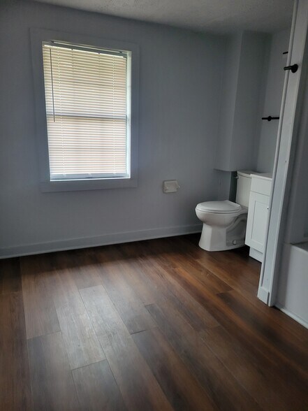 Building Photo - 2002 Minnesota Ave