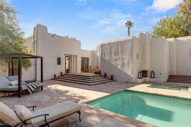 Building Photo - 7330 N Rainbow Blvd